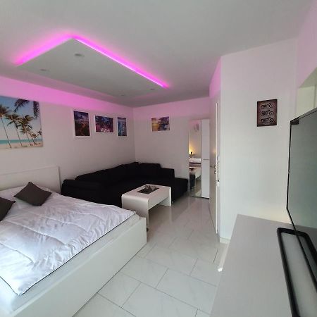 Miami Apartment Paderborn Ngoại thất bức ảnh